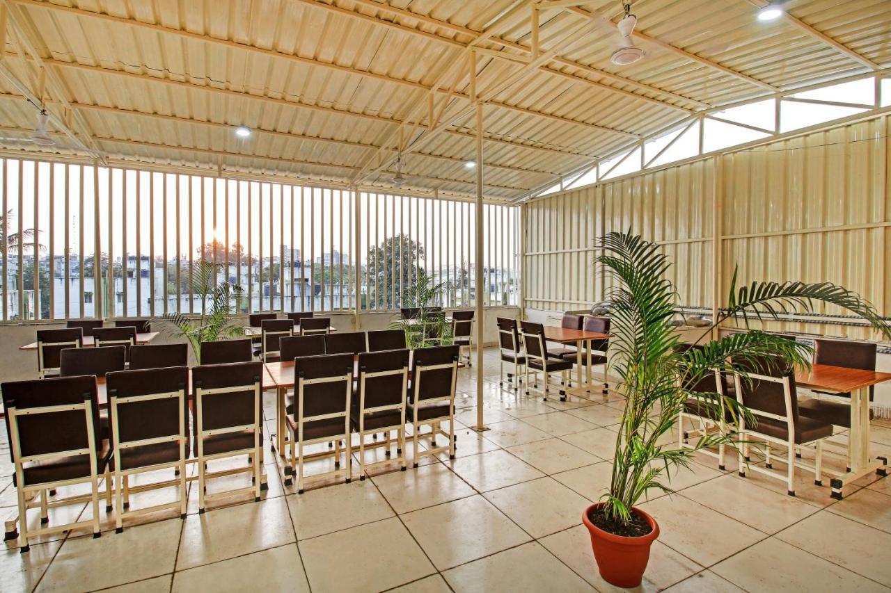 Treebo Krishna Regency Isbt Bus Stop 보팔 외부 사진